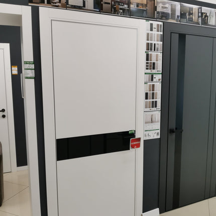 Ușă de interior PL-03 – Design Modern cu Inserție din Sticlă Mată / Plato - Carlo Porte www.olivy.ro