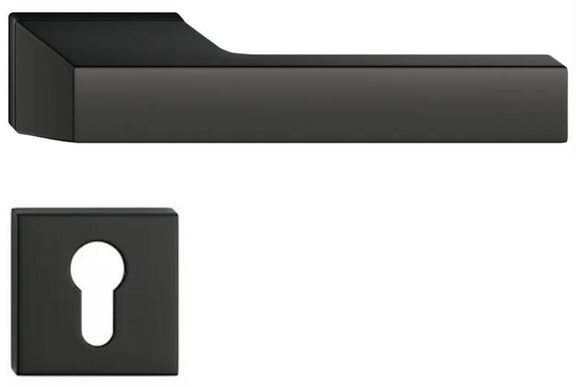 Mânere uși Maxima – Negru Mat cu Rozetă Yală Inclusă