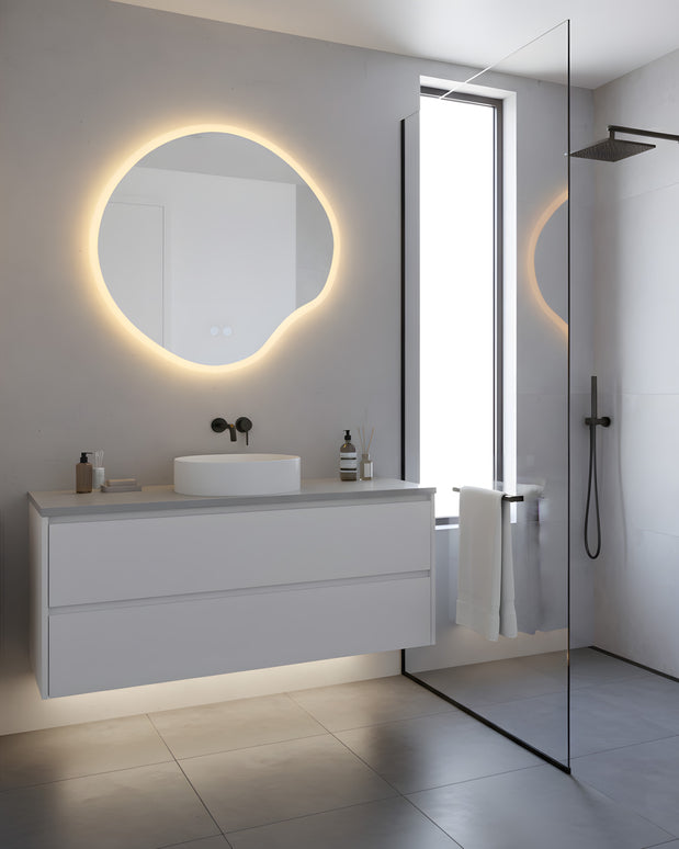 Oglindă baie LED H-3018, forma neregulată, 3 nuanțe de lumină, anti-aburire, touch control