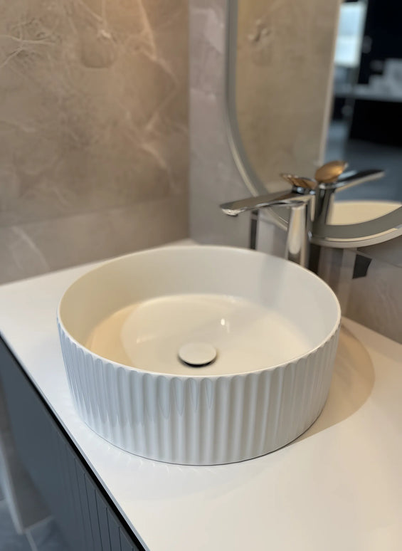 Set Mobilier baie suspendat dublu cu lavoare și oglinzi LED – Design modern, 150 cm