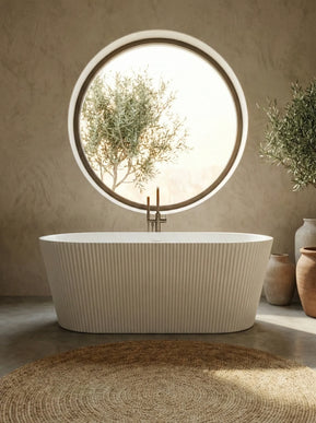 Cadă freestanding din acril alb lucios Taya Line, design oval cu textură verticală 170 cm