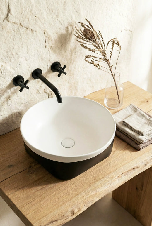 Lavoar ceramic rotund A692-CA08M – design modern alb mat și negru mat