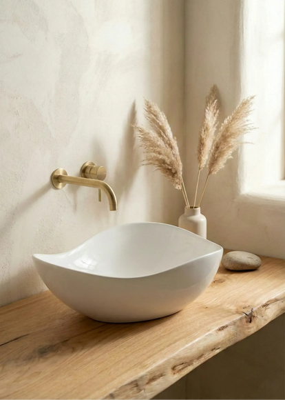 Lavoar ceramic A710 – alb lucios, formă atipică cu linii fluide