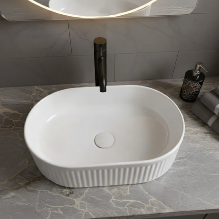Lavoar Alb Oval din Ceramică cu Design Striat- A 721