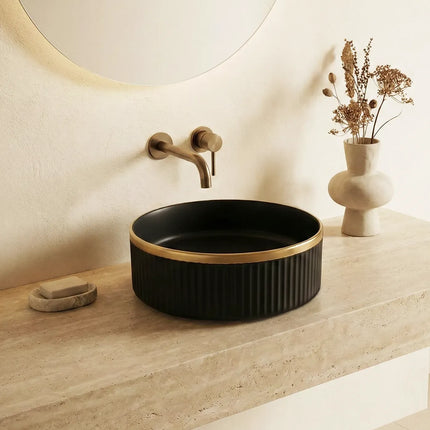 Lavoar ceramic rotund A725-CBKGGLG-M – design modern negru mat striat cu linie aurie
