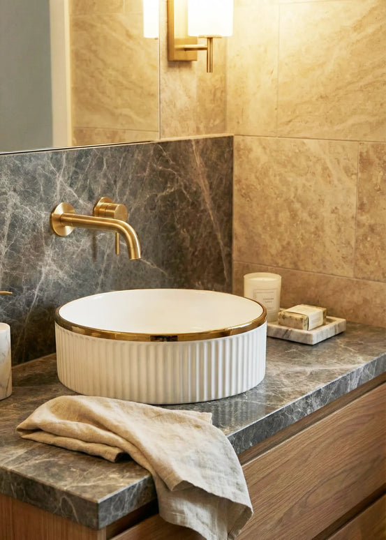 Lavoar ceramic rotund A725-GGLG – design modern alb lucios cu linie aurie decorativă