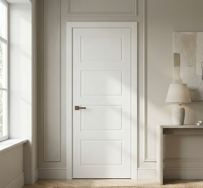 Ușă de interior ST-24 – Stil clasic-modern cu 4 panouri gravate