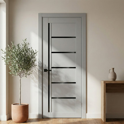 Ușă de interior T-08-cu inserții din sticlă, design modern