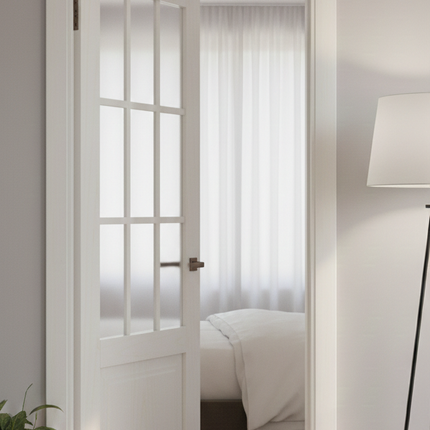 Ușă de interior ML-36 cu vitralii și design clasic modern