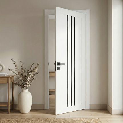 Ușă de interior T-06-design cu inserții verticale din sticlă