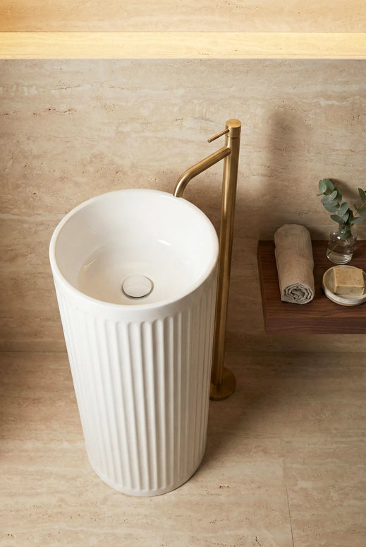 Lavoar freestanding ceramic H25B – alb lucios, design canelat vertical