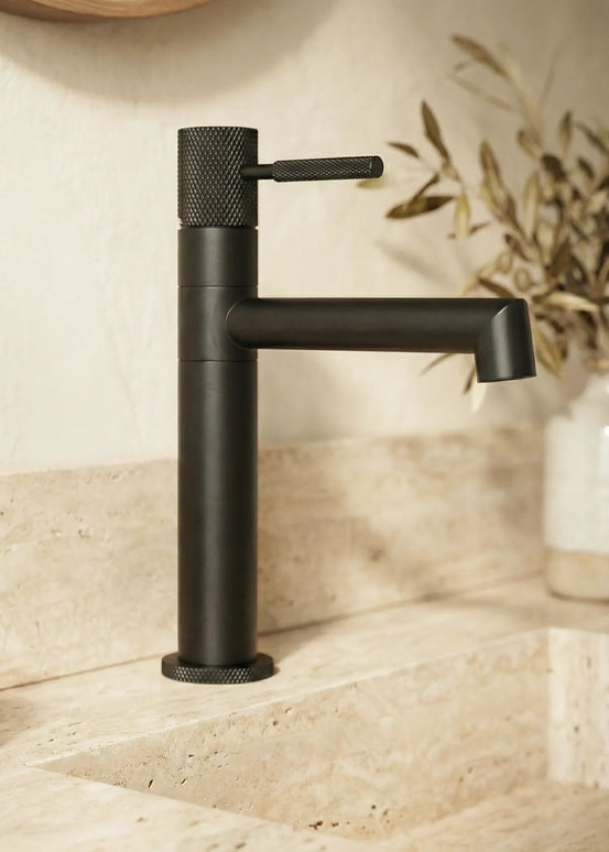 Baterie lavoar – Model Hiro – Negru mat