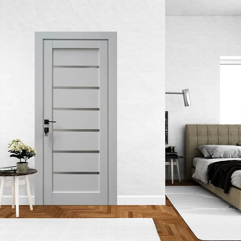 Ușă interior albă JYA-019 cu toc reglabil – design clasic, complet echipată www.CasaDeco.ro