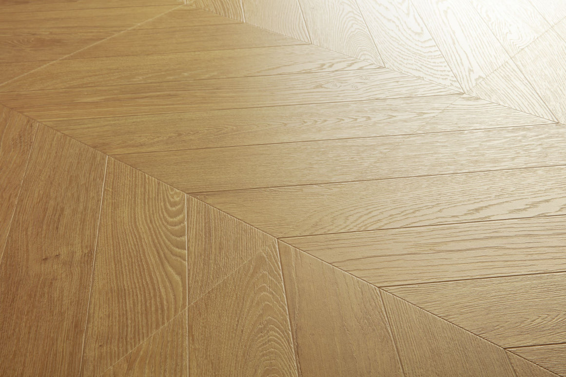 Parchet laminat Quick Step Impressive Patterns 8 mm 4161 Stejar natural chevron