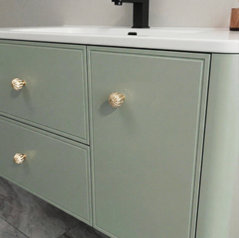 Set complet mobilier baie suspendat Serena cu lavoar și dulap cu oglindă LED – verde fistic