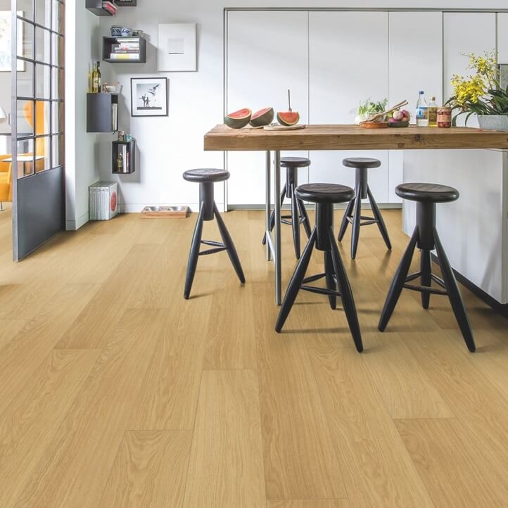 Parchet laminat Quick Step Impressive 8 mm 3106 Stejar lacuit natural