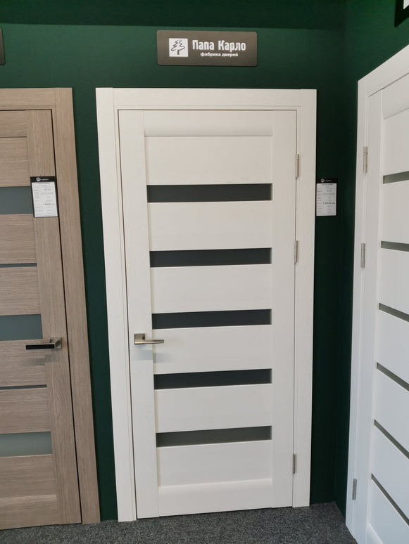 Ușă interior ML-02 – design modern cu inserții de sticlă satinată / Millenium - Carlo Porte www.olivy.ro