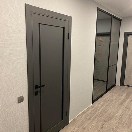 Ușă de interior antracit ML-62 cu două benzi de sticlă neagră