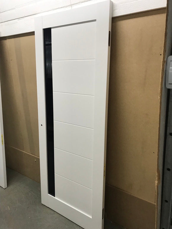 Ușă interior Millenium ML-643 – Design modern cu fereastră laterală elegantă / Millenium - Carlo Porte www.olivy.ro