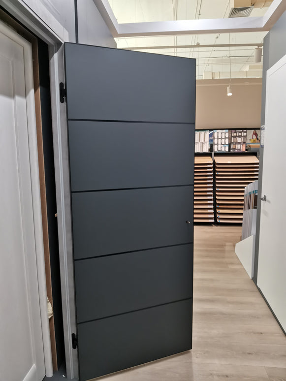 Ușă de interior PL-02 – Design Modern cu Inserții Metalice / Plato - Carlo Porte www.olivy.ro