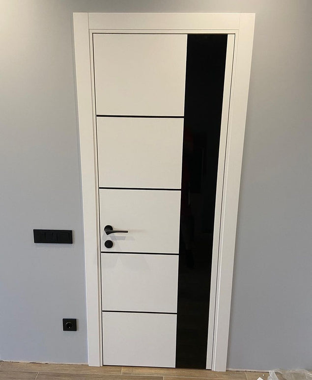 Ușă interior PL 11 – Minimalism pur cu sticlă satinată laterală / Plato - Carlo Porte www.olivy.ro