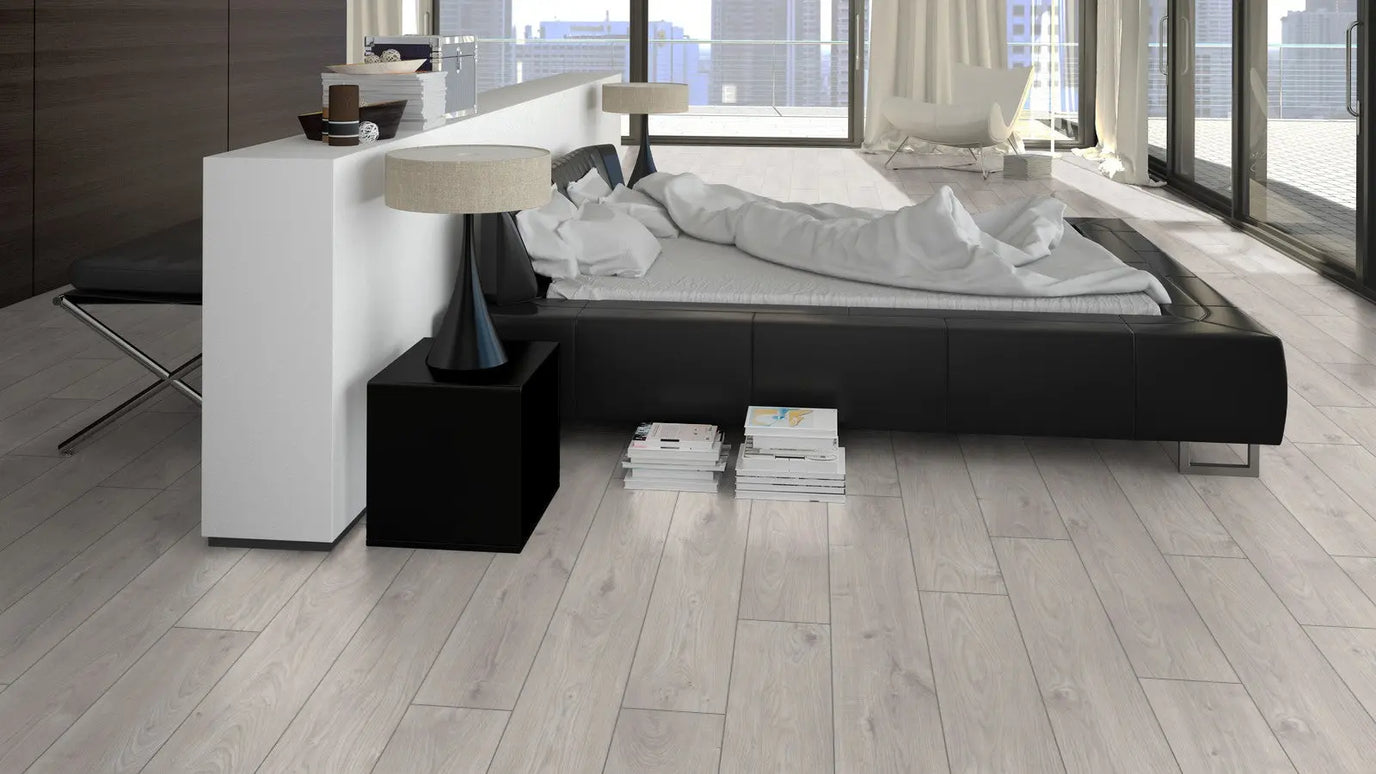 Parchet laminat Stejar Atlas Alb Exquisit D3223 8/32, Kronotex www.CasaDeco.ro