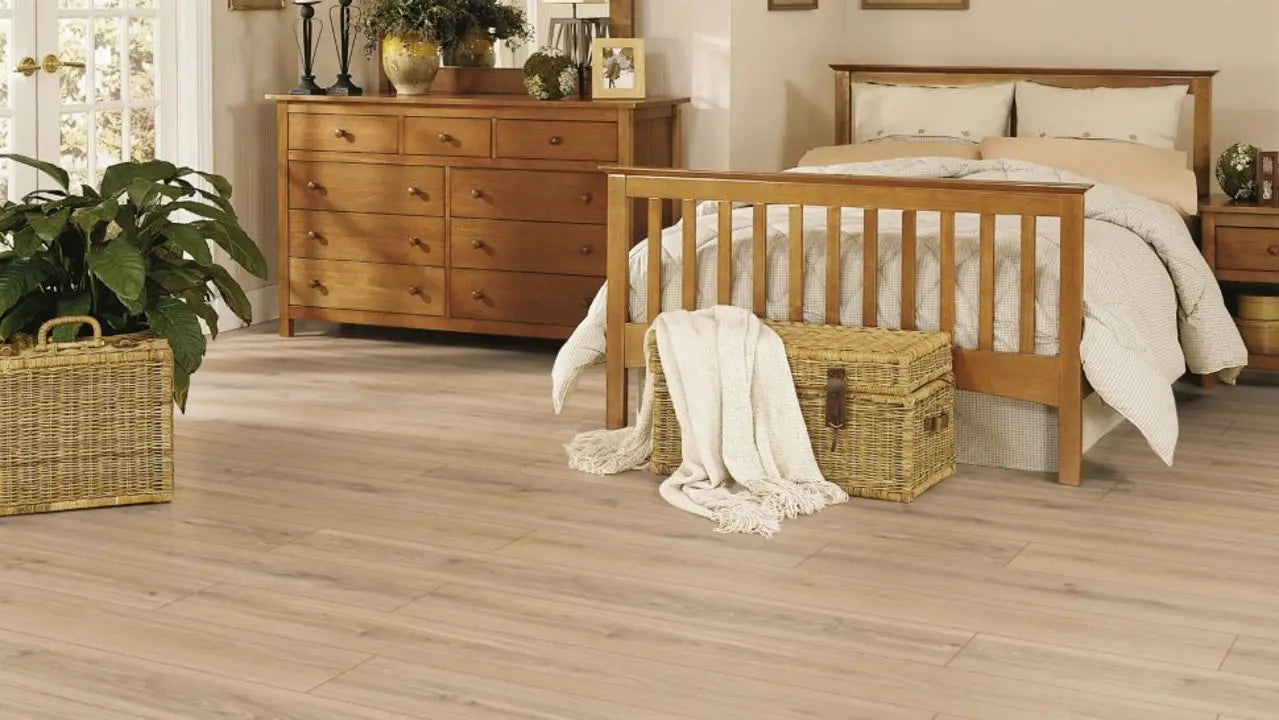 Parchet laminat Stejar Phalsbourg Robusto 3073 12/33, Kronotex www.CasaDeco.ro