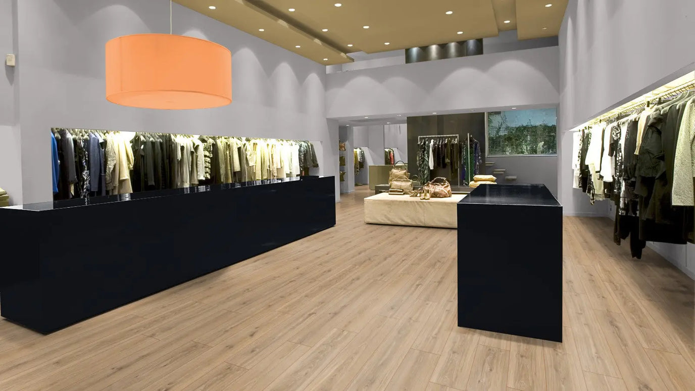 Parchet laminat Stejar Phalsbourg Robusto 3073 12/33, Kronotex www.CasaDeco.ro