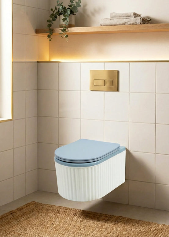 Vas WC Suspendat Rimless – Alb Mat Texturat cu Capac Albastru Deschis Mat