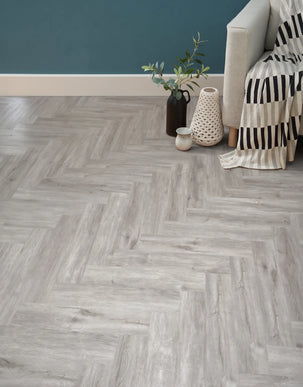 Parchet SPC Herringbone Amber Oak 220 – 625x127x6,5 mm