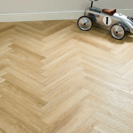 Parchet SPC Herringbone Cream Oak 103 – 625x127x6.5 mm