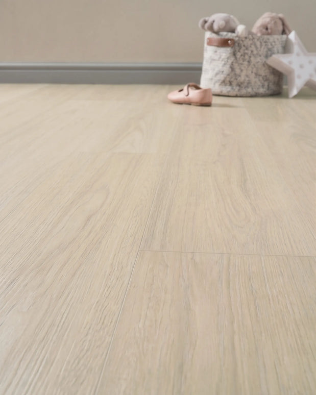 Parchet SPC Golden Oak 305 – 1220x183x6,5 mm