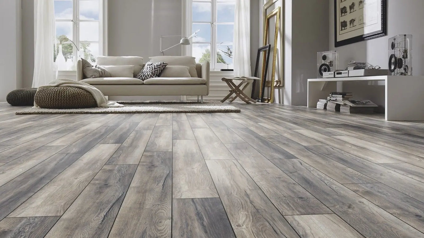 Parchet laminat Stejar Harbour Gri Amazone 3572 10/33, Kronotex www.CasaDeco.ro