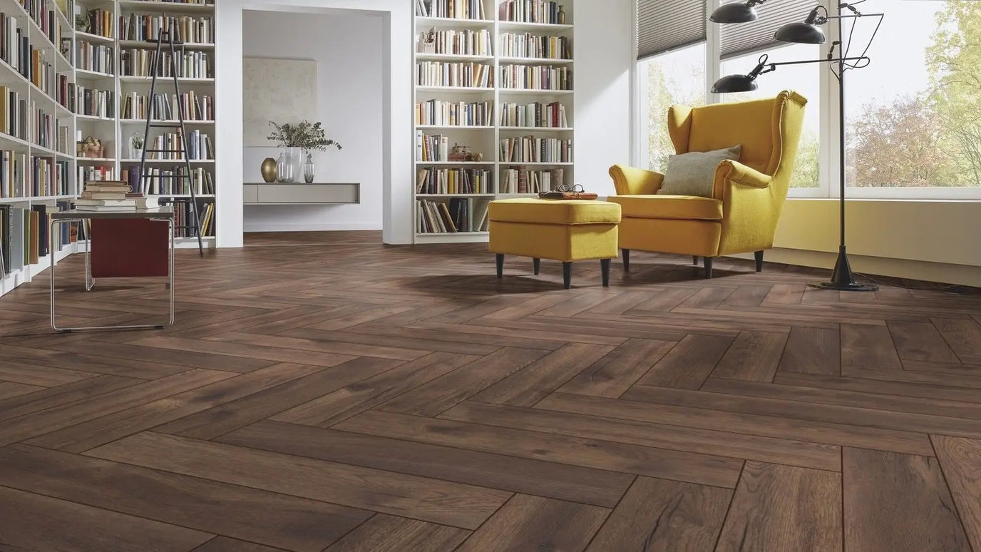 Parchet laminat Stejar Calais Herringbone D4766 8/32, Kronotex www.CasaDeco.ro