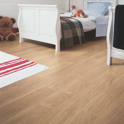 Parchet laminat Quick Step Eligna 8 mm 915 Stejar lacuit alb