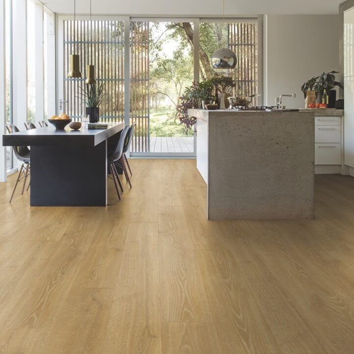 Parchet laminat Quick Step Majestic 9,5 mm 3546 Stejar Woodland natural