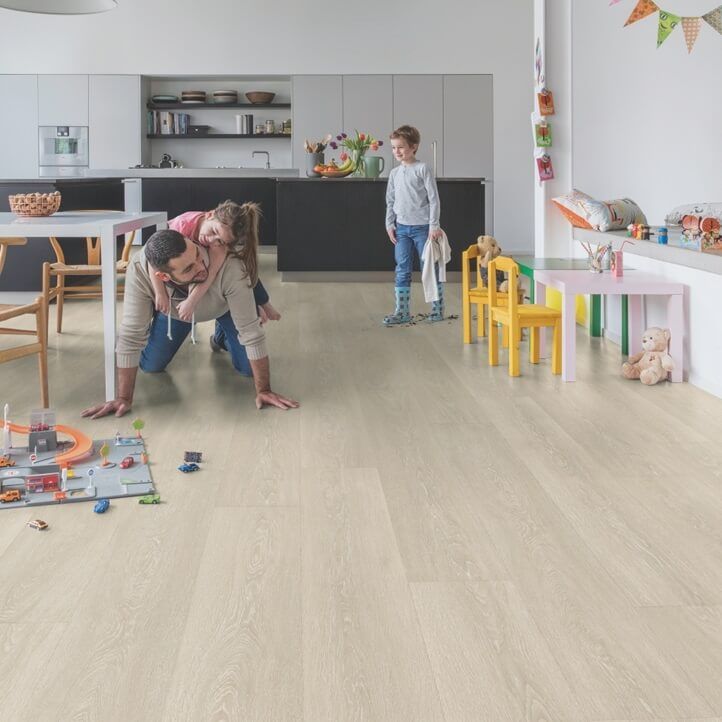 Parchet laminat Quick Step Majestic 9,5 mm 3554 Stejar Valley bej deschis