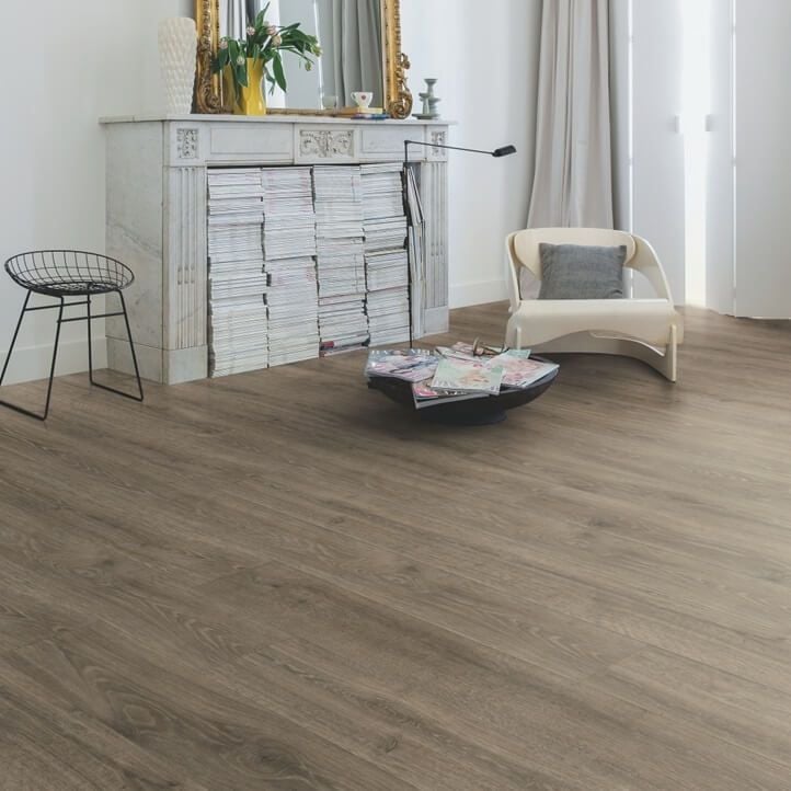 Parchet laminat Quick Step Majestic 9,5 mm 3552 Stejar Woodland maro