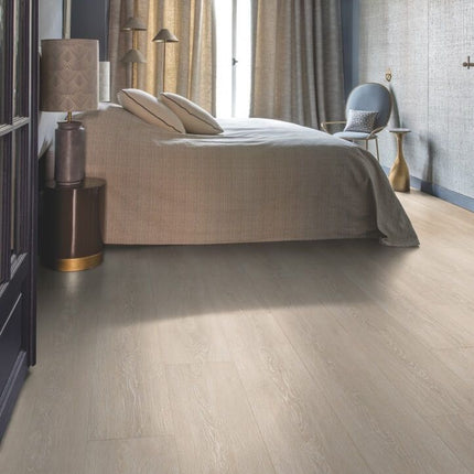 Parchet laminat Quick Step Majestic 9,5 mm 3554 Stejar Valley bej deschis