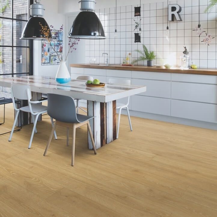 Parchet laminat Quick Step Majestic 9,5 mm 3546 Stejar Woodland natural