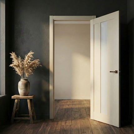 Ușă de interior ML-01 cu sticlă satinată centrală, design minimalist