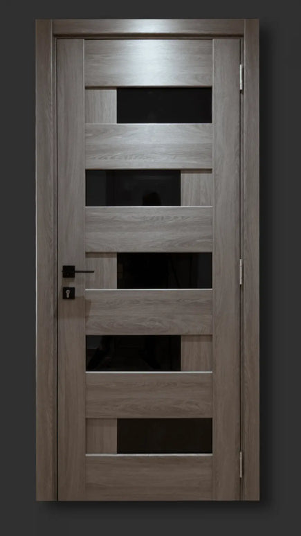 Ușă de interior RINO 16 Eugene Oak cu toc reglabil – aspect de stejar natural, complet echipată, livrare rapidă www.olivy.ro